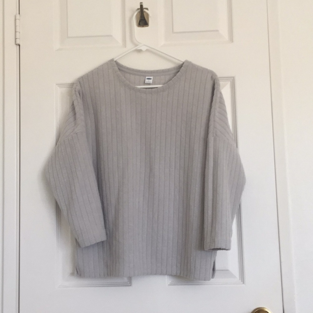 grey sweater top